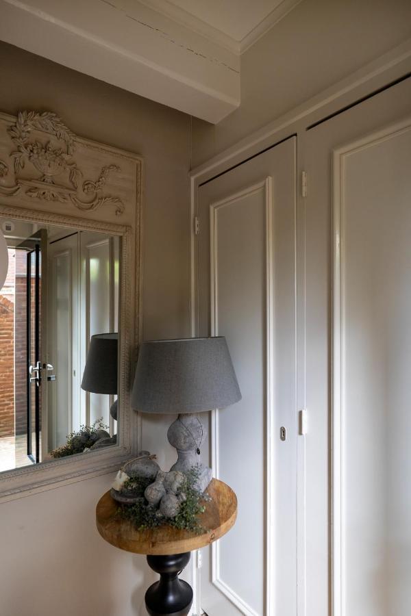 Heritage 17Th Century City Apartment Monsieur Philippe Λεουβάρντεν Εξωτερικό φωτογραφία